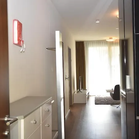 Apartman Comfortable 1br Flat At Great Location - Baron 24 *