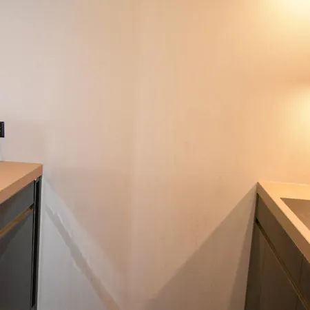 Comfortable 1br Flat At Great Location - Baron 24 شقة زيورخ